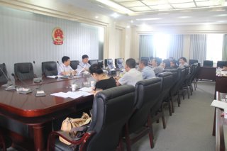 政府領(lǐng)導(dǎo)、企業(yè)代表參加了崇禮新城投資合作協(xié)議討論會
